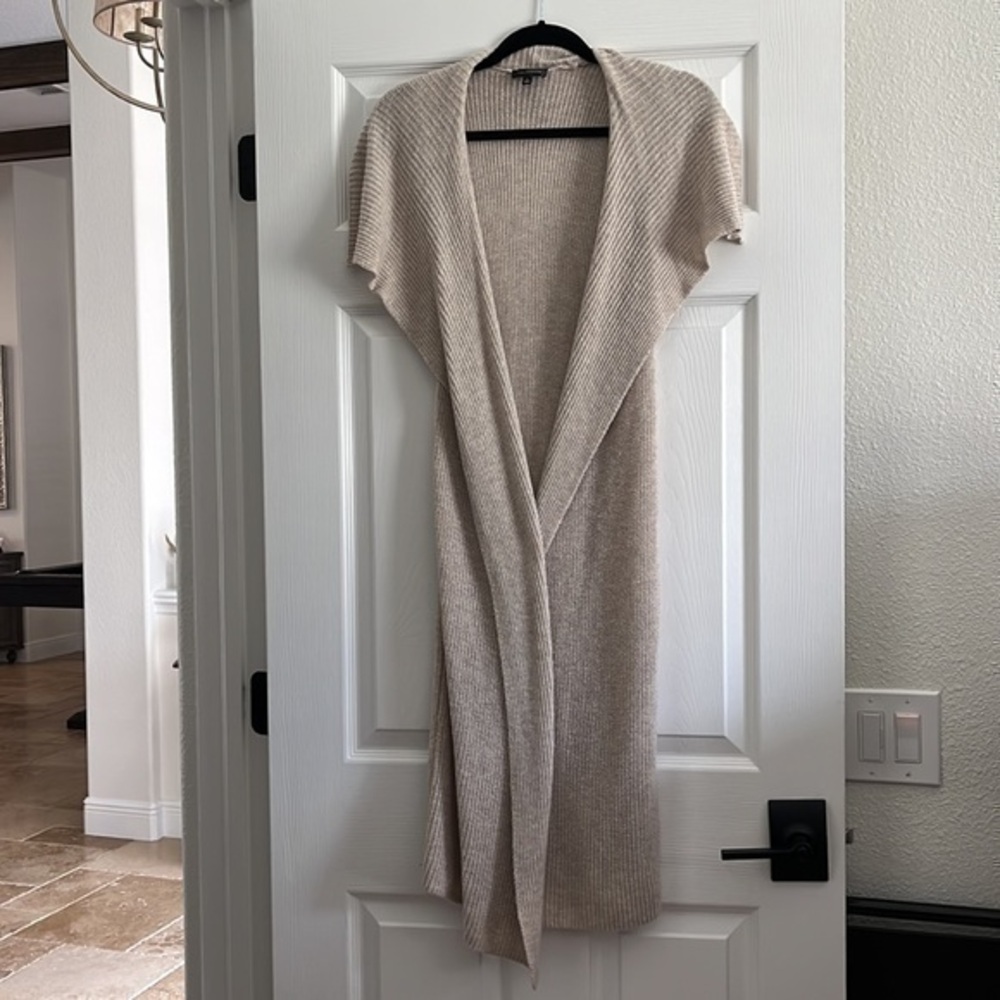 NWOT super cute duster from the Limited in Heather, beige women’s size small - Picture 5 of 5